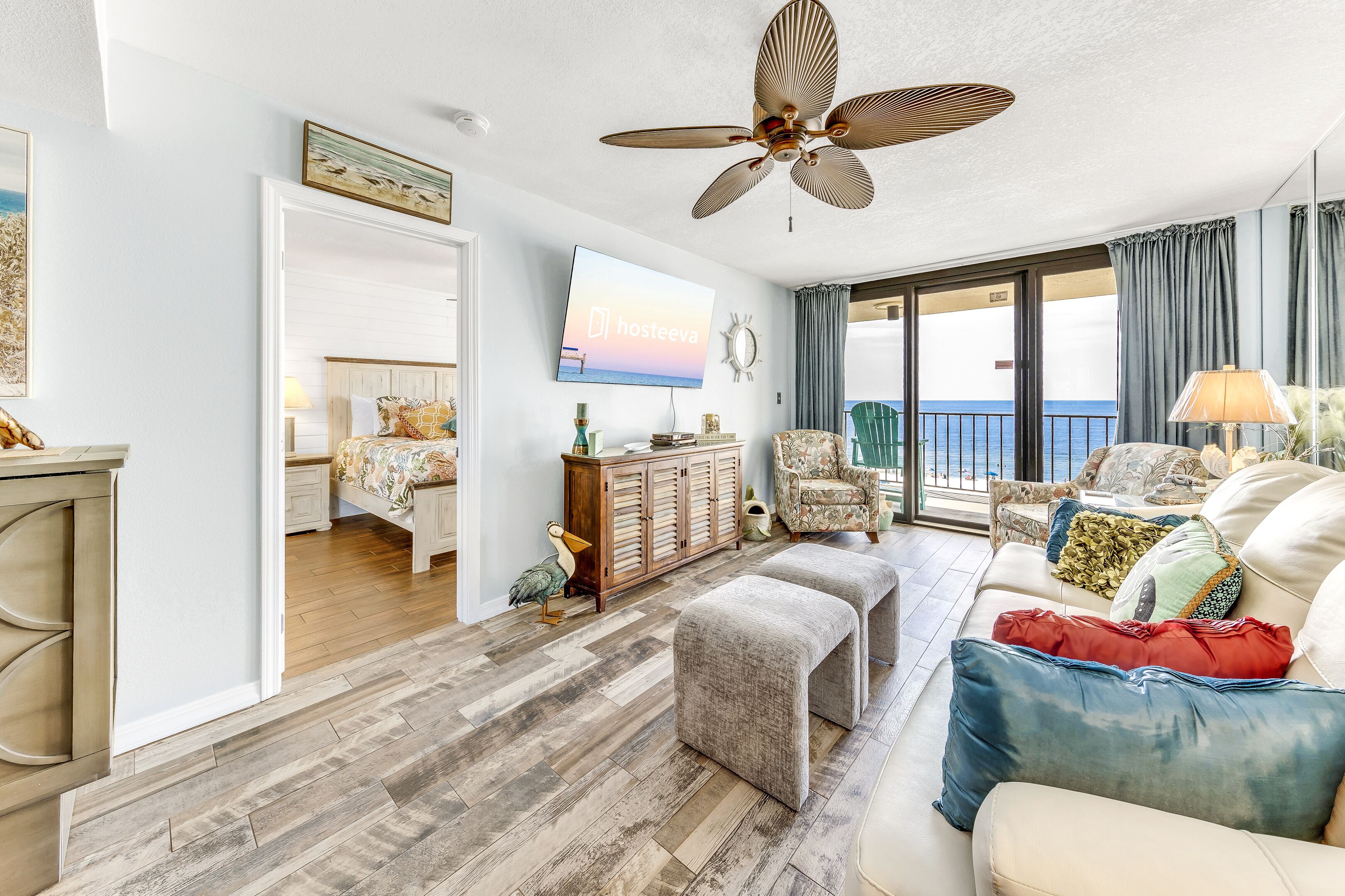 Signature Condo, 2 Bedrooms, Balcony, Beach View | Living room