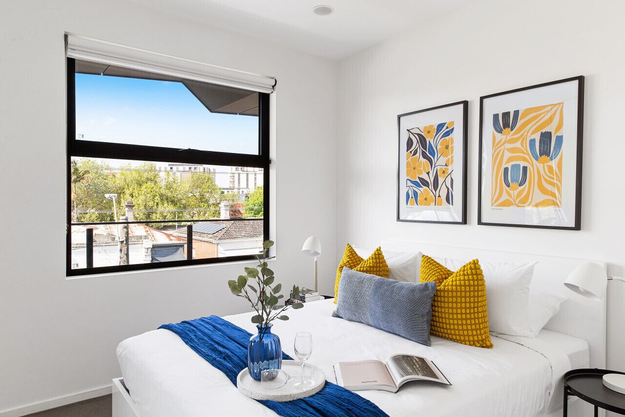 2 bedrooms, desk, iron/ironing board, travel cot