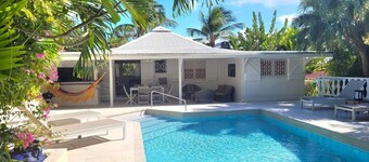 Villa rental with swimming pool in Karukera for 4 people in Saint-François