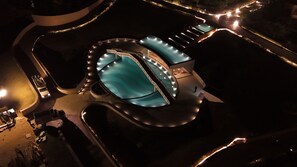 Outdoor pool - Ananta Spa & Resort Jaipur (Amer)