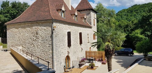 Moulin Proche Rivière Dans la Campagne Lotoise