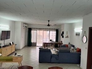 Living area - Bonapriso! (Douala)