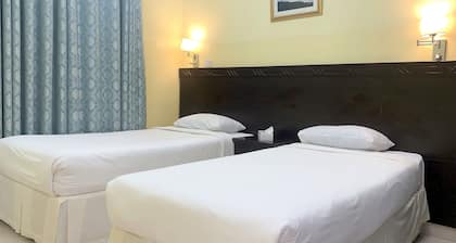 Super OYO 152 Manam 1 Hotel Apartment