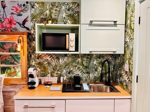 Signature-Doppelzimmer, 1 Doppelbett, mit Bad | Eigene Küche