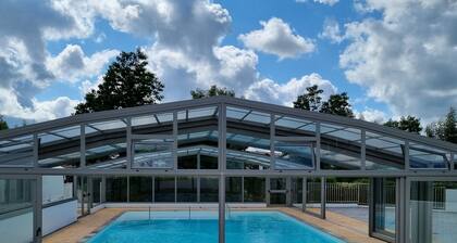 Chalet Etxetxoa, de 1 à 4 personnes avec SPA, terrain privé et piscine.