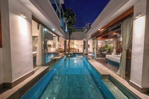 Piscine extérieure