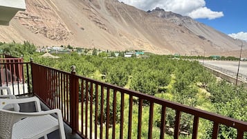 Premium Room, Valley View | Balcony view