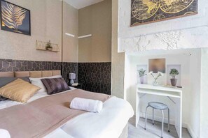 1 soverom, strykejern/-brett, wi-fi (inkludert) og sengetøy