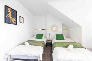 3 bedrooms, iron/ironing board, free WiFi, bed sheets - Cosy 3 Bed- Pet Friendly-free Parking-city Centre (Leeds)