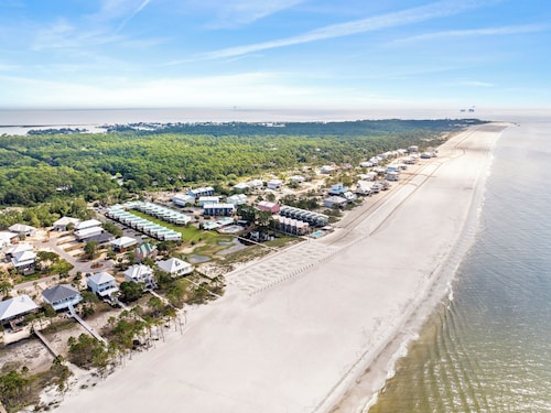 Affordable beach getaway! 