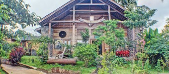 キャピタル O 92681 ランドゥ マス  ホテル & リゾート  タマン プルバカラ