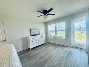 3 chambres, fer et planche à repasser, accès au Wi-Fi (inclus)