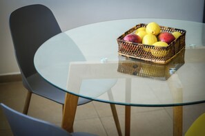 Dining - Simple Living in Netanya by Sea N' Rent (Netanya)