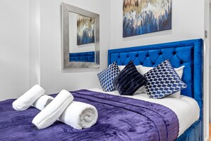 Studio | Free WiFi, bed sheets - Immaculate 1-bed Studio in London (London)