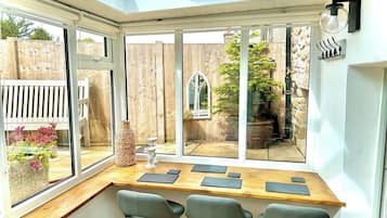 Cottage | Interior