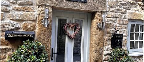 Cottage | Exterior detail