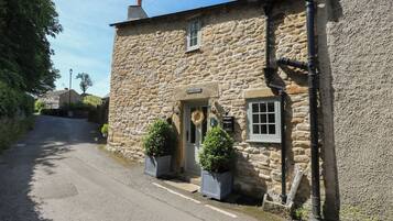 Cottage | Exterior