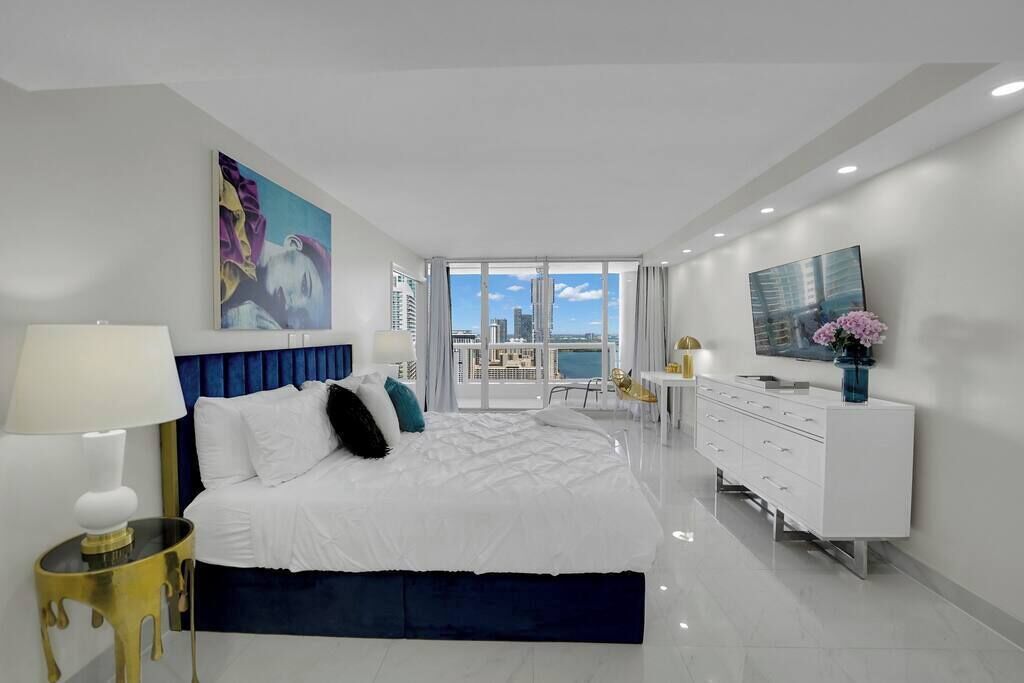 3 chambres, fer et planche à repasser, Wi-Fi gratuit, draps fournis