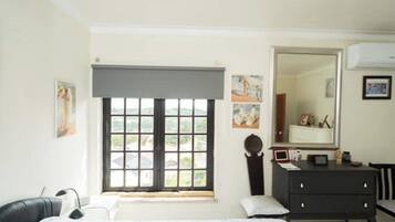 7 bedrooms, free WiFi