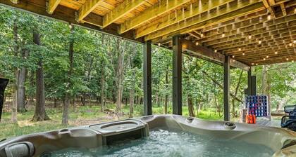 5BR Private Mountain Game Cabin! Hot Tub, Fire Pit
