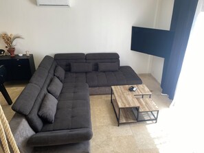 智能電視、足球機