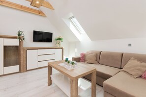 Studio, Kitchen, Sea Facing | Bed sheets