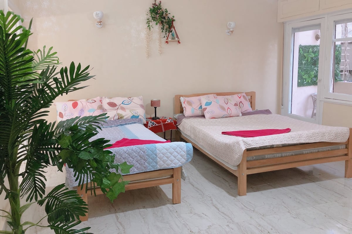 Superior Studio Suite | 2 bedrooms, laptop workspace, soundproofing, free WiFi