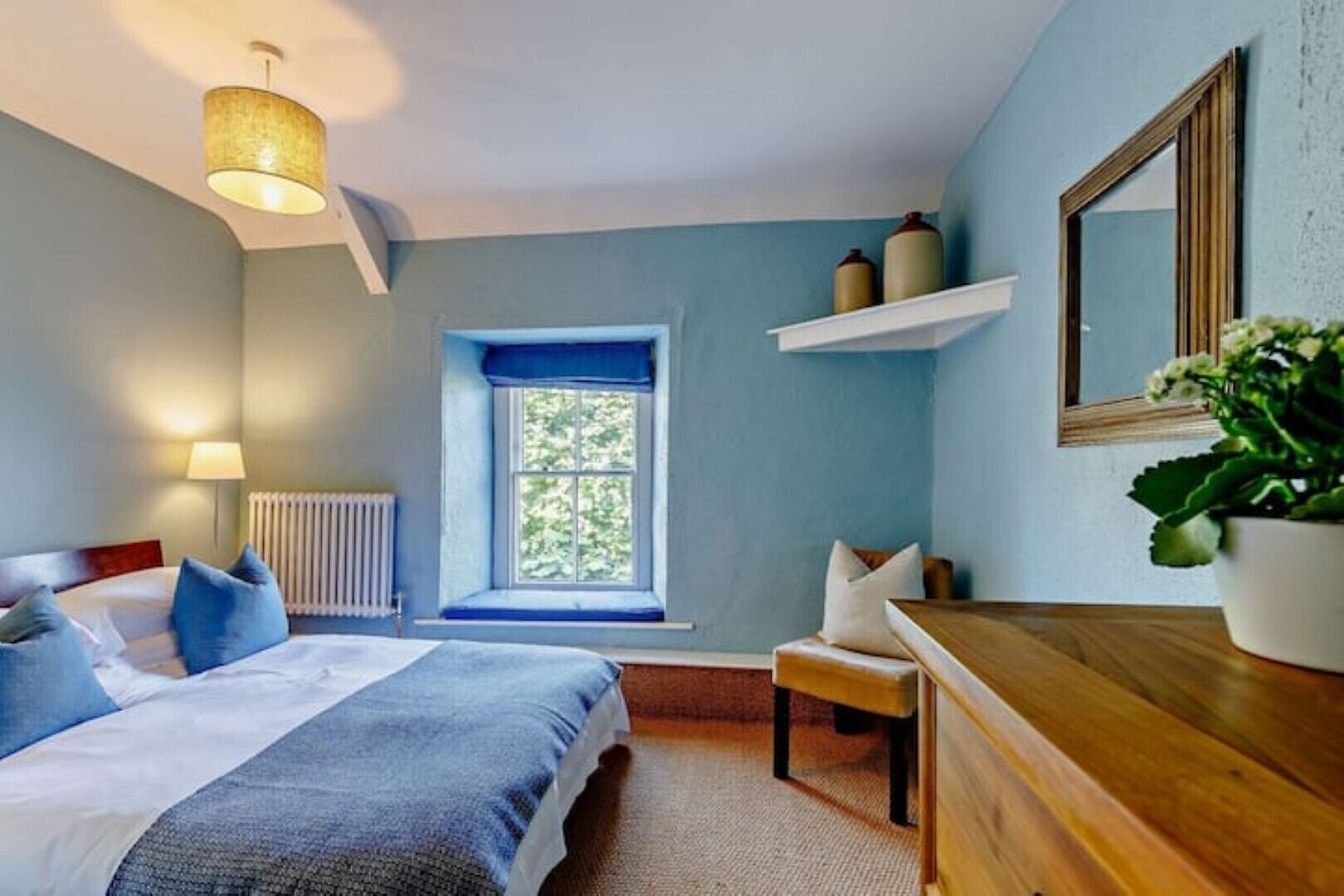 3 chambres, fer et planche à repasser, lit parapluie, Wi-Fi gratuit
