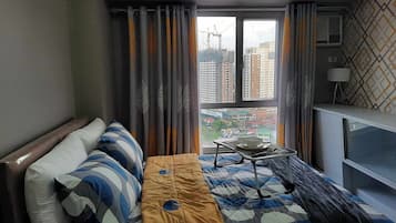 1 habitación y ropa de cama