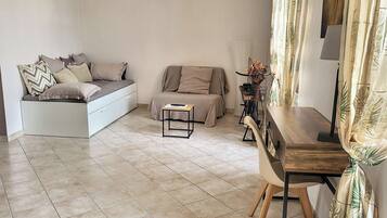 1 chambre, bureau, fer et planche Ă repasser, Wi-Fi gratuit