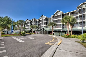 Exterior - Upstay: Stylish 3BR Condo w Patio—near Disney (Winter Garden)