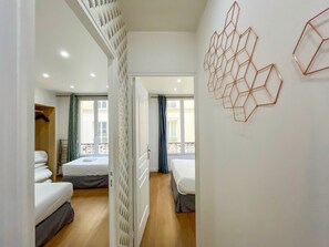 2 bedrooms, iron/ironing board, free WiFi, bed sheets
