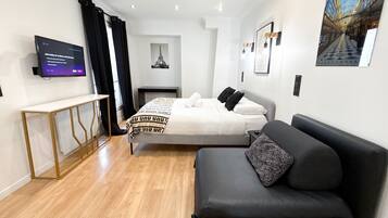 4 slaapkamers, een strijkplank/strijkijzer, gratis wifi, beddengoed