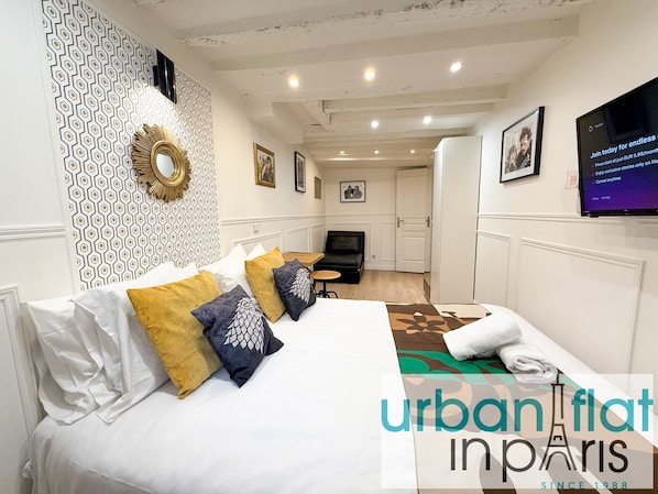 2 bedrooms, iron/ironing board, free WiFi, bed sheets