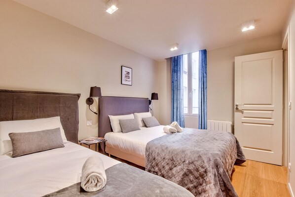 3 bedrooms, iron/ironing board, free WiFi, bed sheets