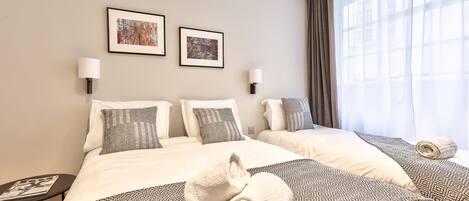 4 bedrooms, iron/ironing board, free WiFi, bed sheets