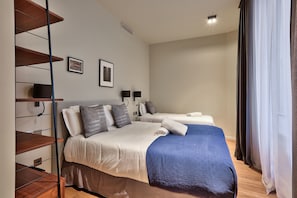 2 habitaciones, tabla de planchar con plancha y wifi gratis 