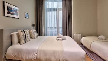 2 bedrooms, iron/ironing board, free WiFi, bed sheets