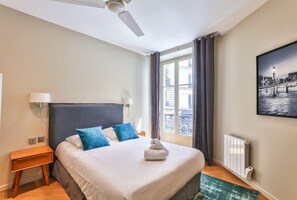 2 bedrooms, iron/ironing board, free WiFi, bed sheets