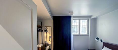 3 habitaciones, tabla de planchar con plancha y wifi gratis