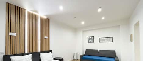 1 chambre, fer et planche à repasser, Wi-Fi gratuit, draps fournis