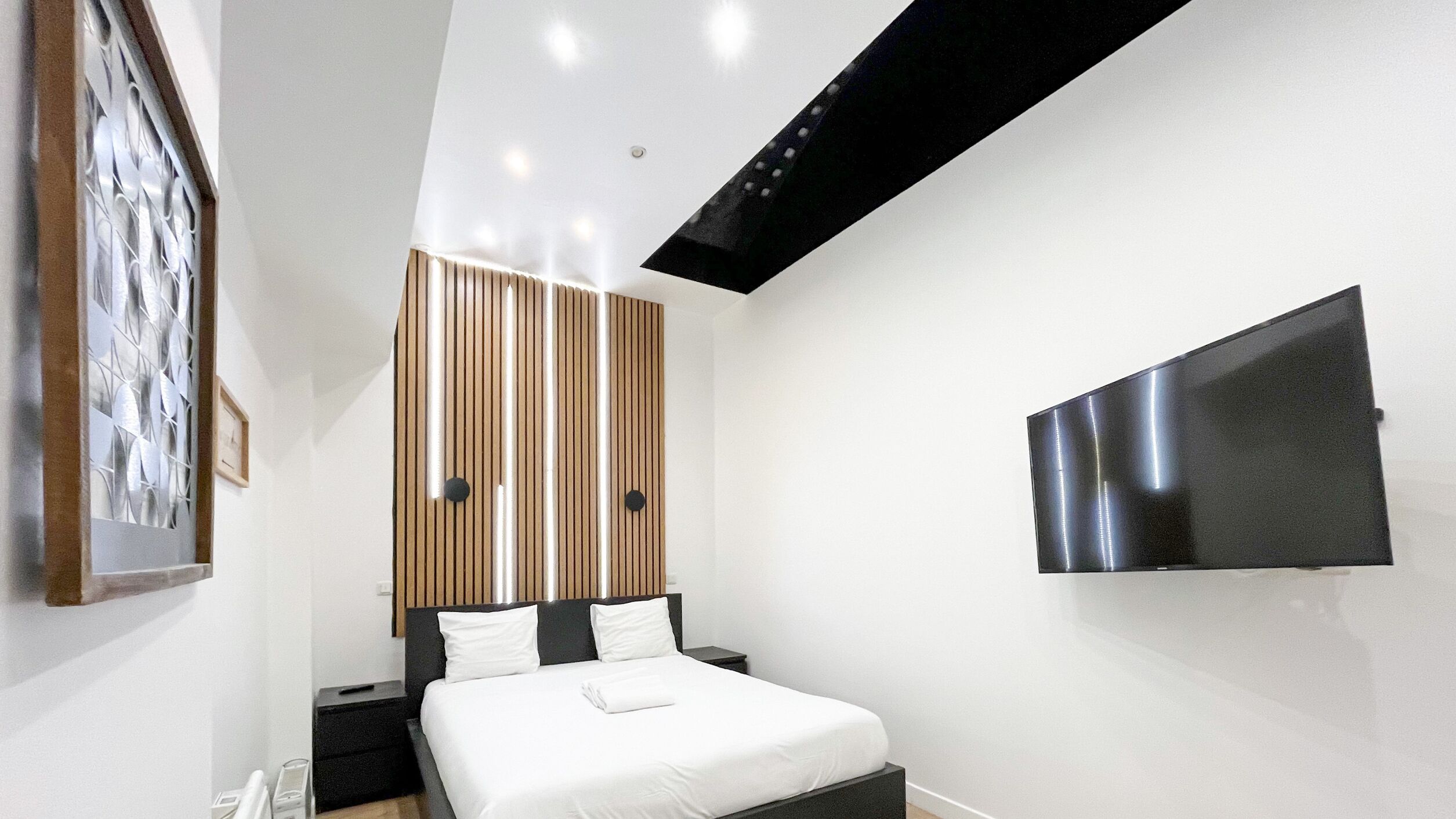 1 chambre, fer et planche à repasser, Wi-Fi gratuit, draps fournis
