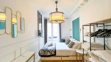 4 habitaciones, tabla de planchar con plancha y wifi gratis