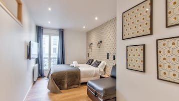 3 Schlafzimmer, Schreibtisch, Bügeleisen/Bügelbrett, kostenloses WLAN