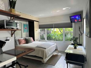 1 chambre, fer et planche à repasser, Wi-Fi, draps fournis