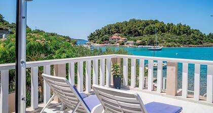Holiday House with Sea View