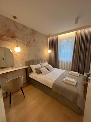 Deluxe Apartment | 1 bedroom, iron/ironing board, free WiFi, bed sheets - KW51 LUX Apartments (Kraków)