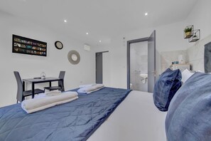 Studio - Lovely 1-bed Studio in Feltham (Feltham)