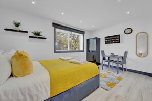 Estudio | Wifi gratis y ropa de cama 