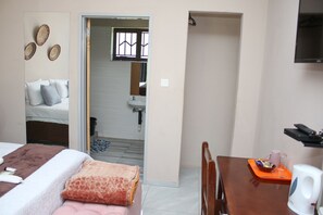 Bathroom - Lulu Guest Lodge (Victoria Falls)